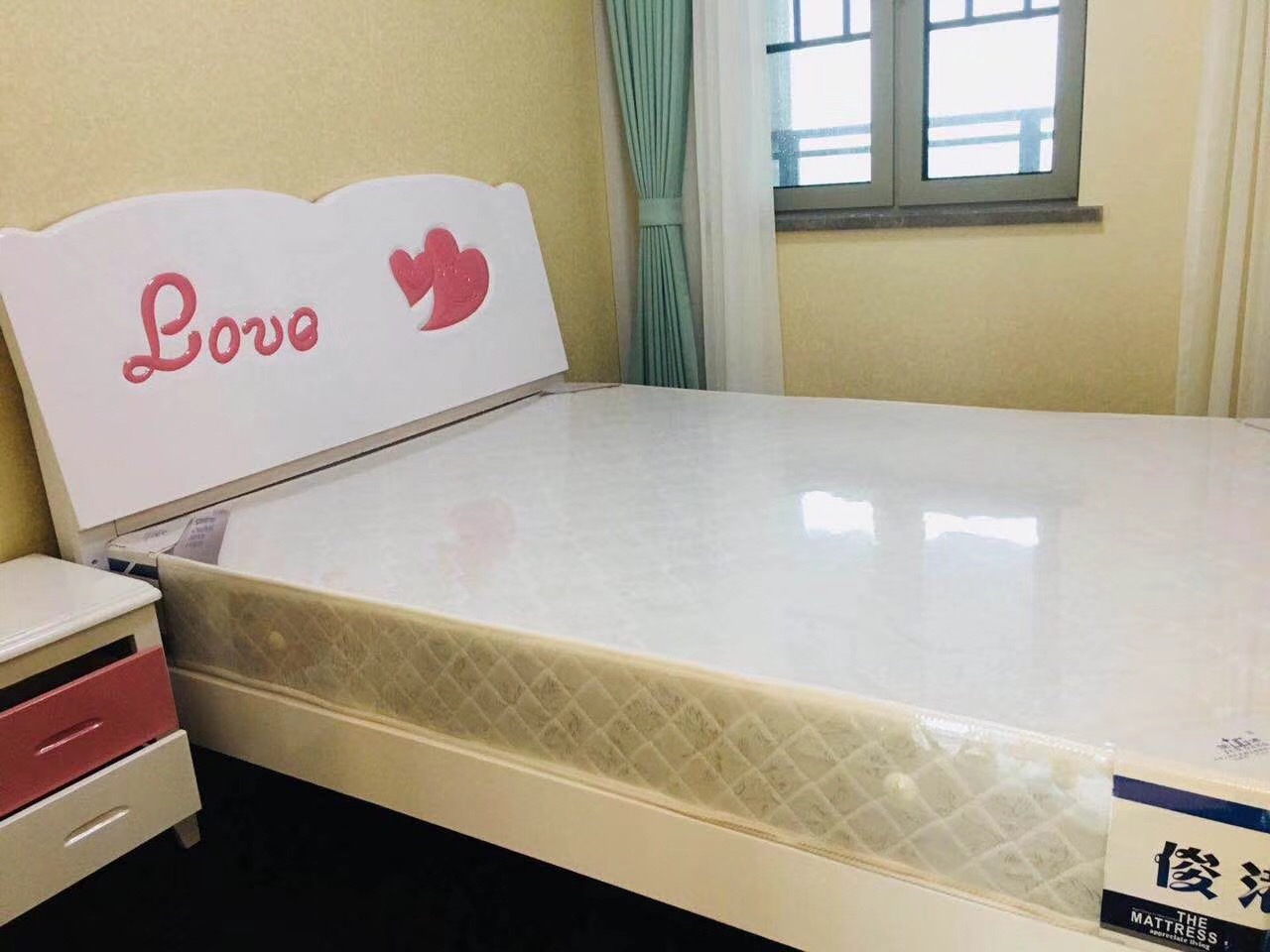 長(zhǎng)沙100平米三房?jī)蓮d北歐簡(jiǎn)約次臥圖