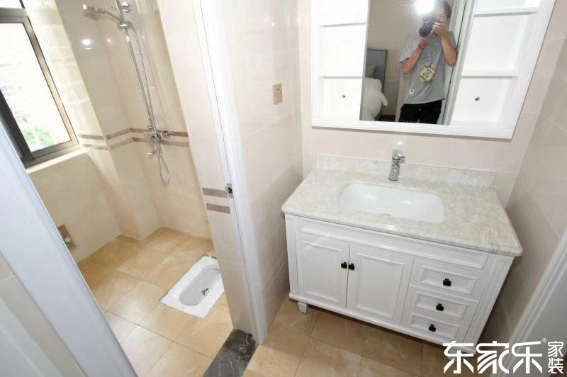 115平米現(xiàn)代簡約風(fēng)格衛(wèi)生間裝修效果圖